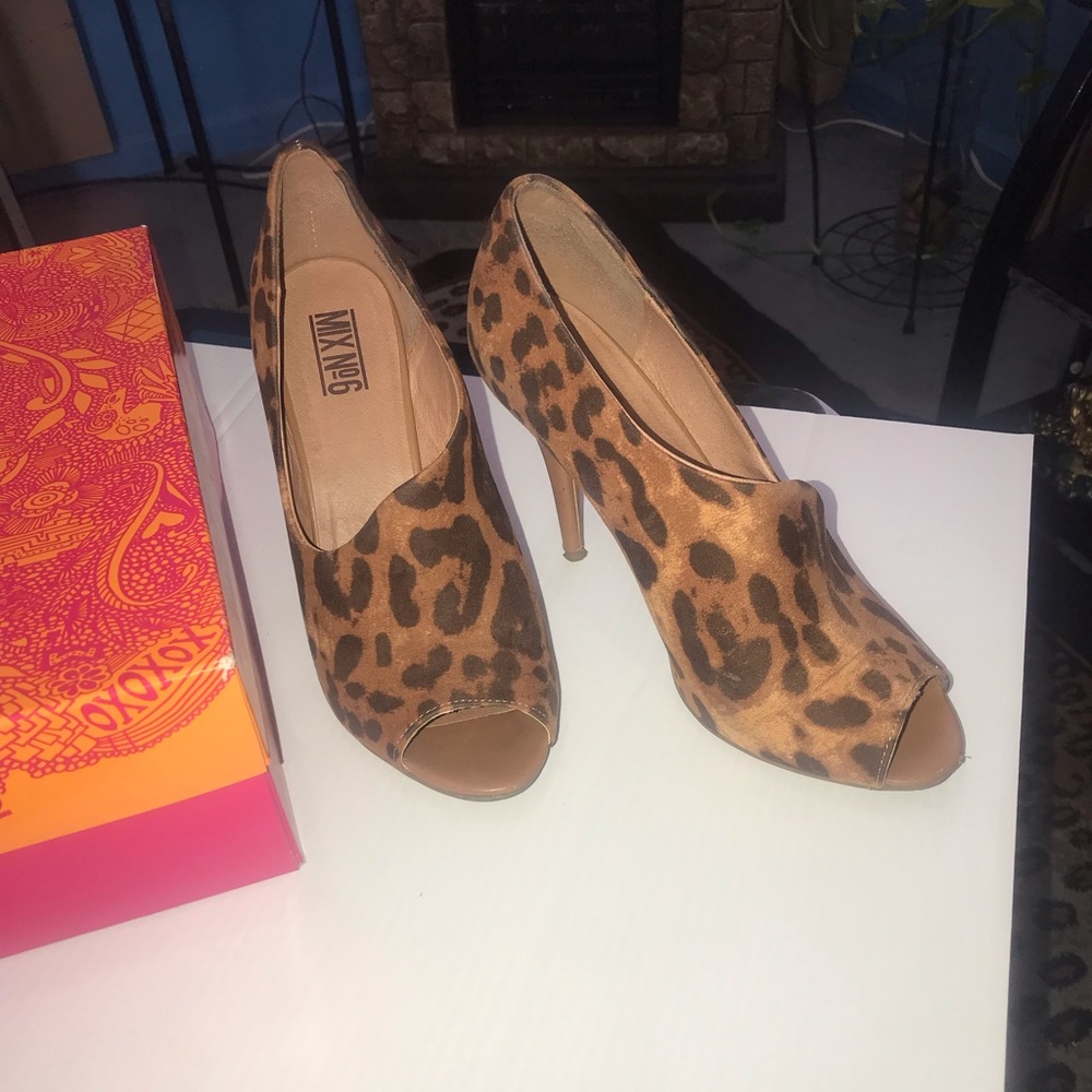 Mix No. 6 Leopard Print Peep Toe Heels